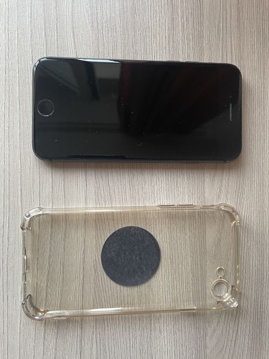 Продам iphone айфон 8 в идеальном состоянии