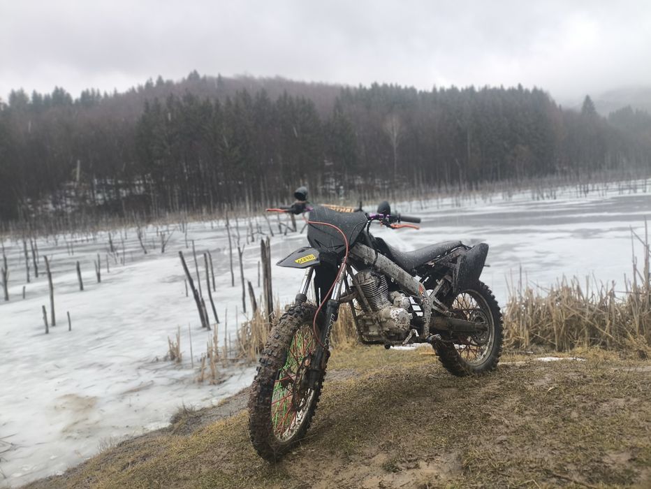 Vând Cross 250cc 4t