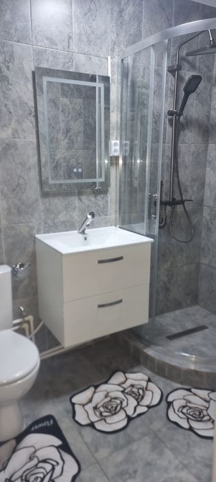 200 pe zi Garsoniera 1500 roni lunar termen lung