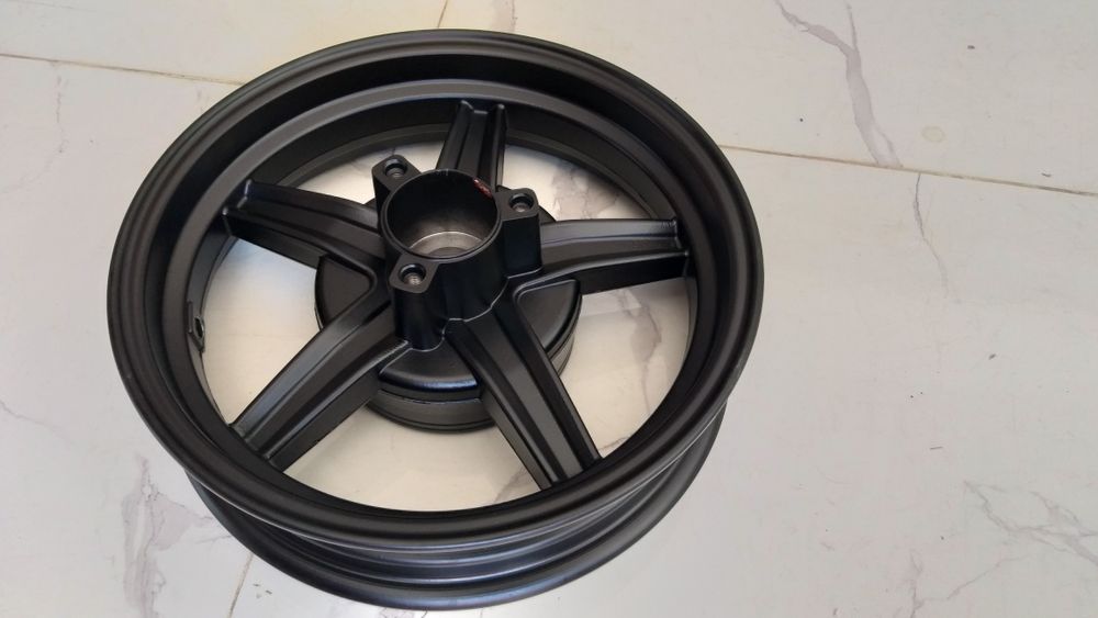 Продаётся Дикси для скутеров НОВЫЙ.