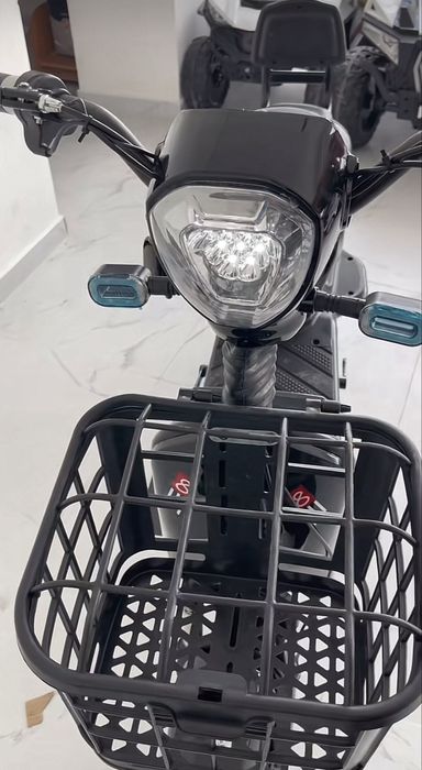 SK 8 Электроскутер 500 ват