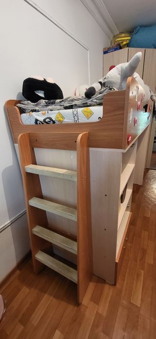 Детская , подростковая кровать