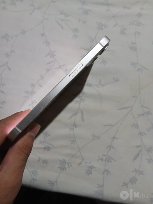 Iphone 13 sotiladi