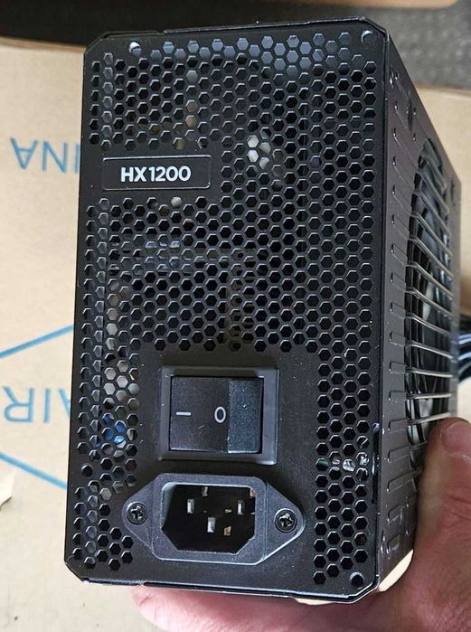 Sursă profesională Corsair HX1200 1200W Full Modulară 80+ Platinum