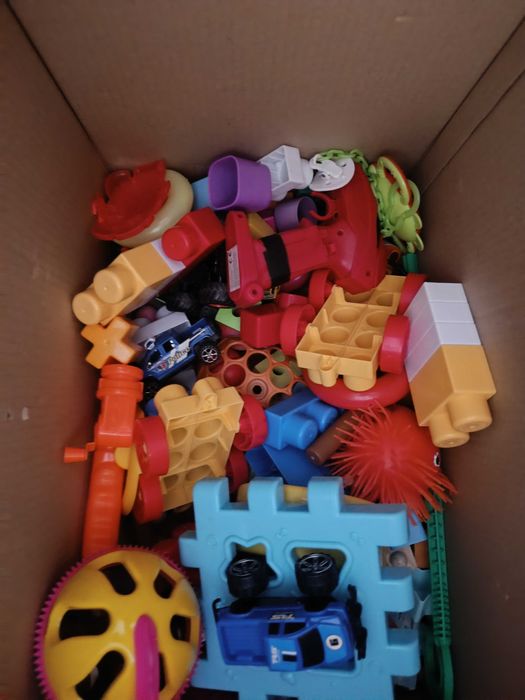 Лот бебешки / детски играчки