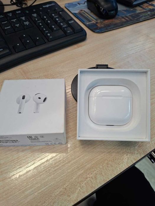 Оригинал AirPods 4