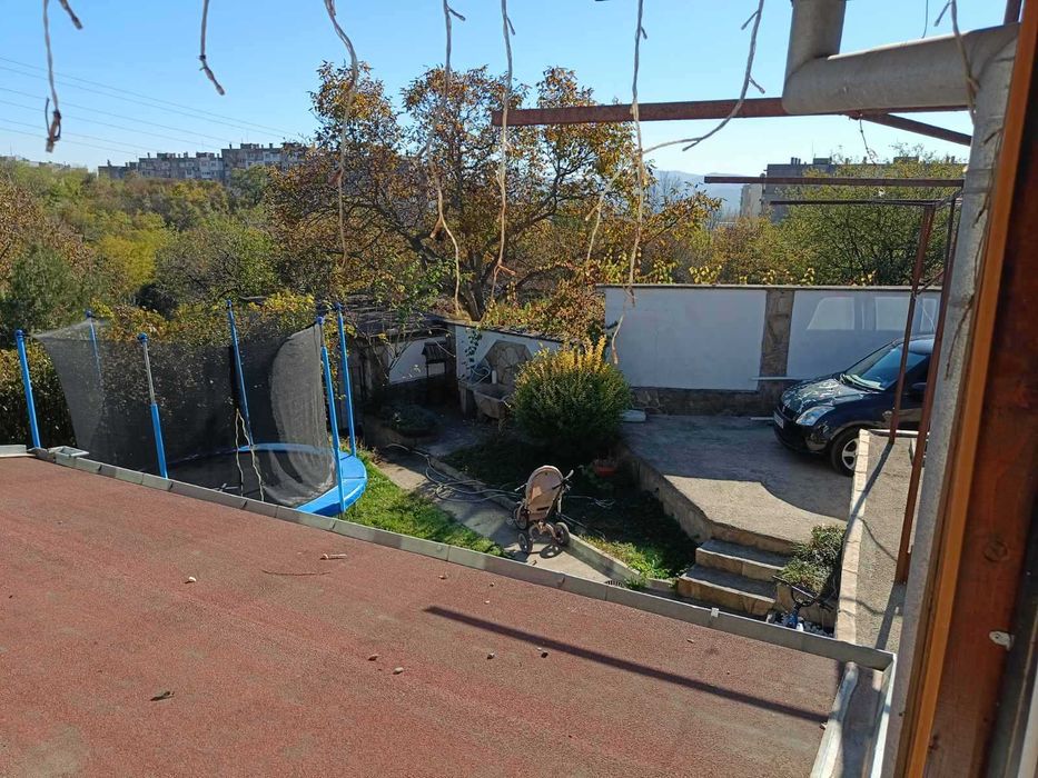 Дава се под наем Къща в Казанлък - 100 кв.м за 459 € - Снимка #10