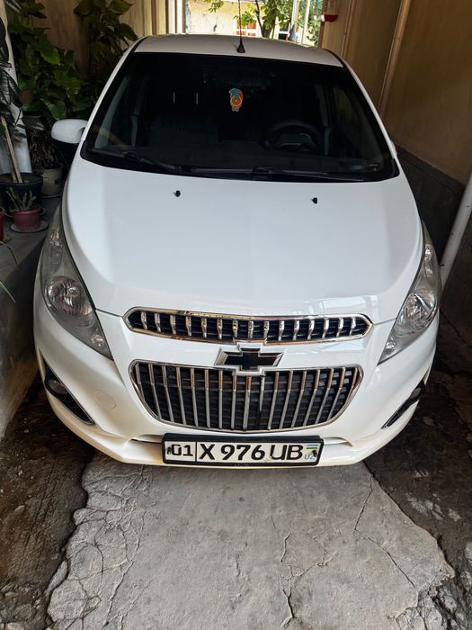 Chevrolet spark sotiladi