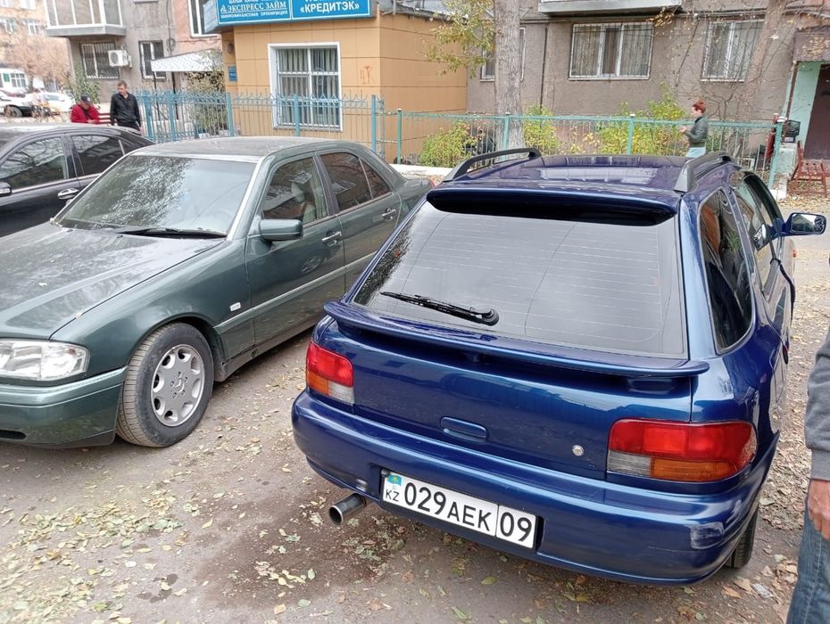 Машина сударь импреза