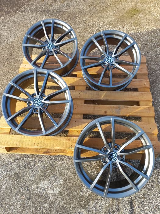 17"Vw Poteria Gunmetal 7.5j et40 Golf Passat Tiguan Touran Caddy Seat Škoda Чисто Нови