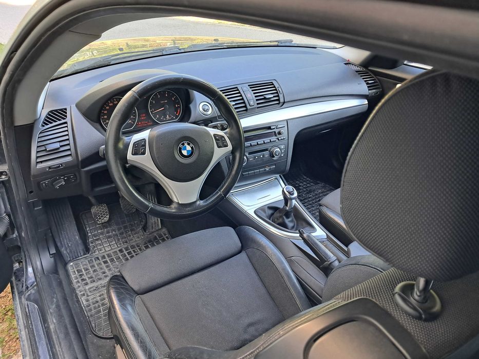 BMW - 118i  2000 куб. 143 к.с. 2008 г.