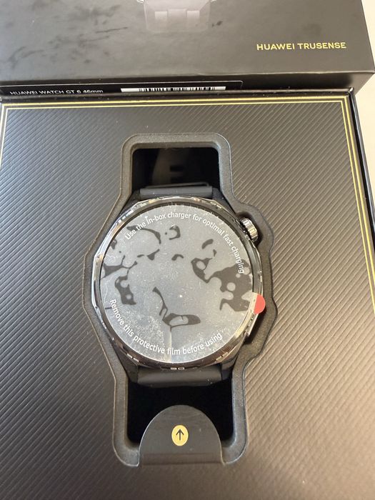 Huawei gt 6 46mm black Перфектен!