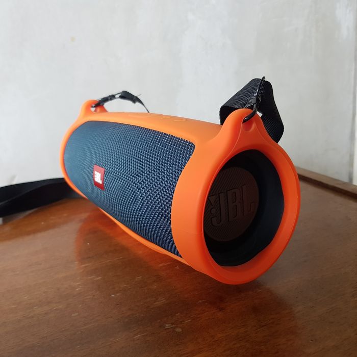 JBL Charge 4 Orange