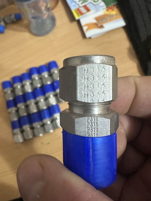 Fitinguri Swagelok și Ham-Let de 12mm