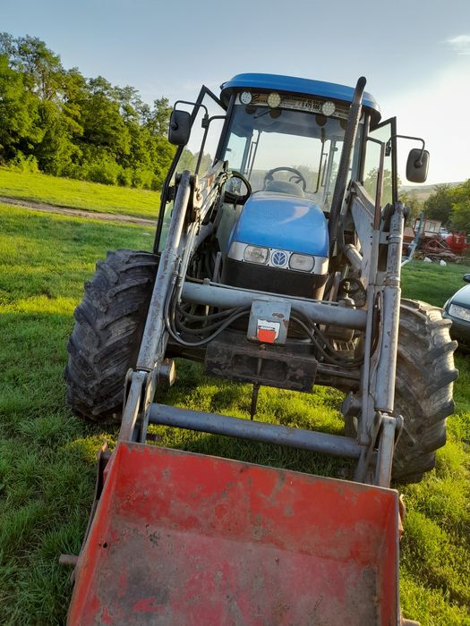 Tractor new Holland TD 95 d