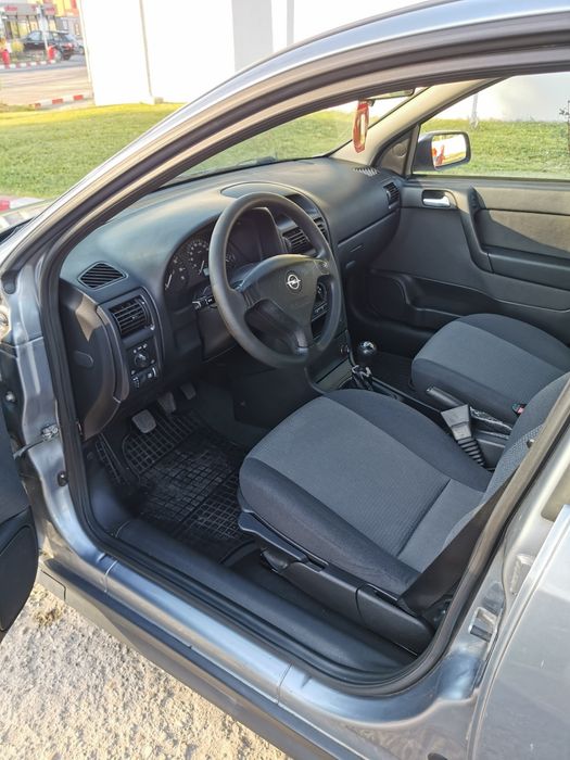 OPEL-  Astra G 1.6 - 16V ( benzină - 2006, proprietar!)