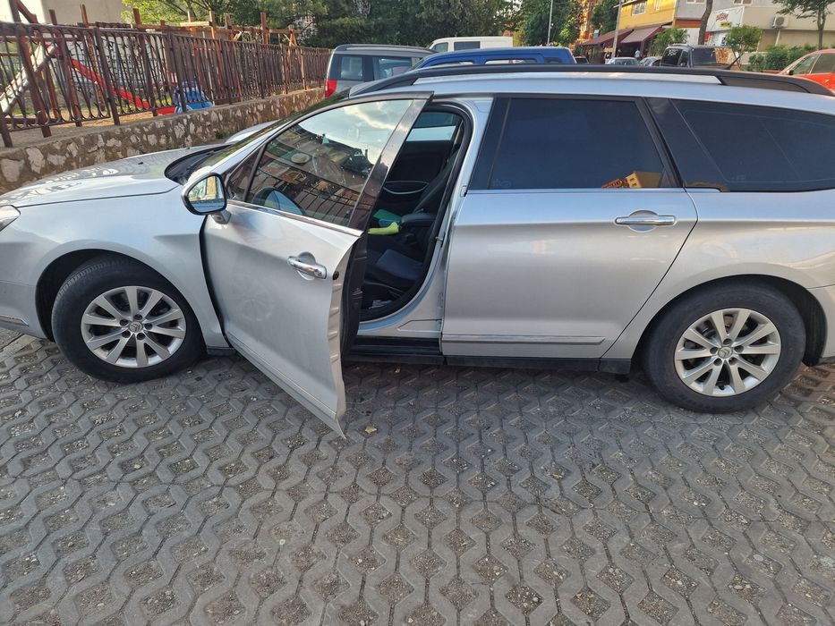 Vând Citroen C5  an 2013