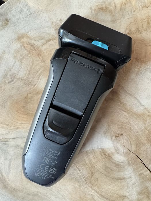 Електрическа самобръсначка Remington F5000 E51