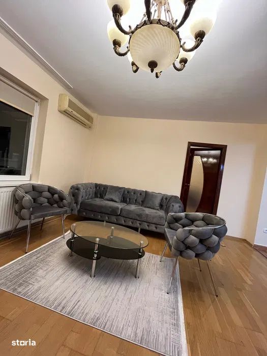 Apartament 3 camere decomandat Strand