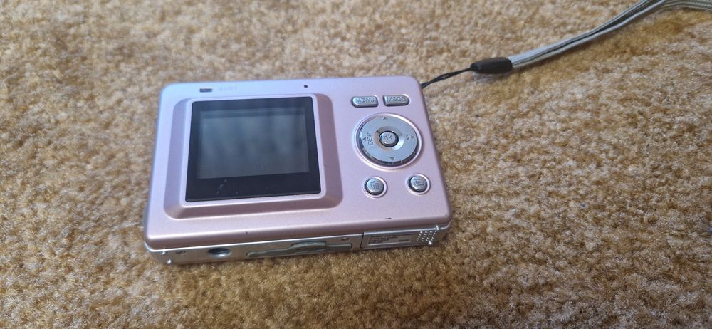 Фотоапарати Olympus и Technika