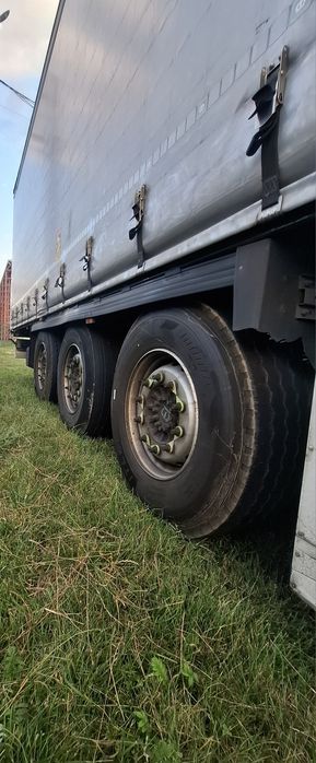 Semiremorca Krone SD