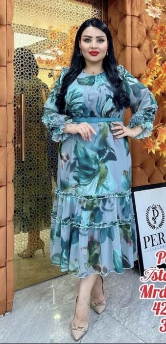 Платье новое с этикетом