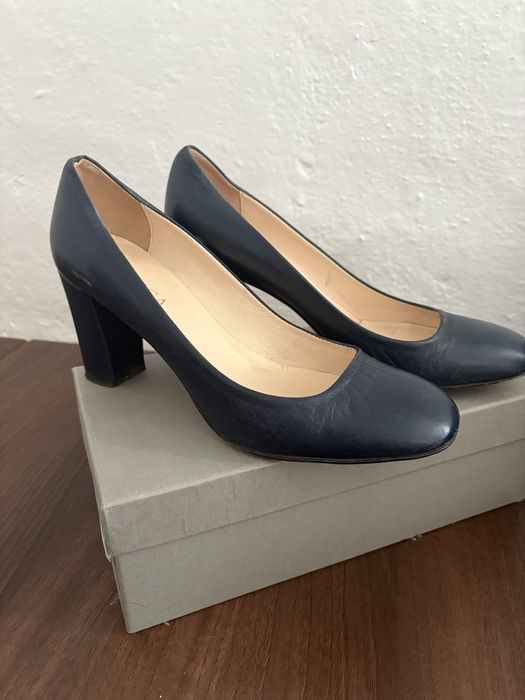 Продается жеские туфли