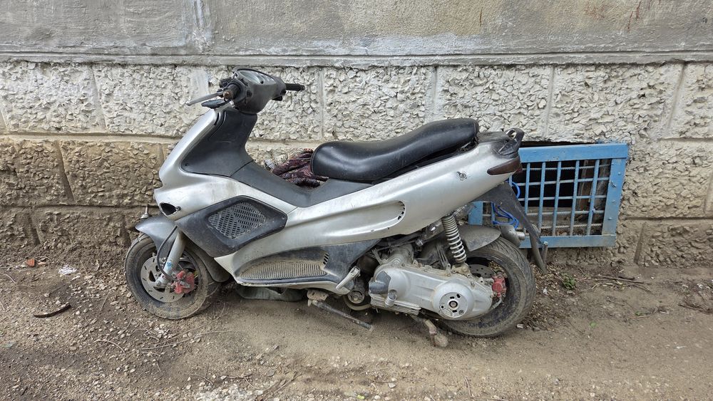 Gilera runner vxr 200