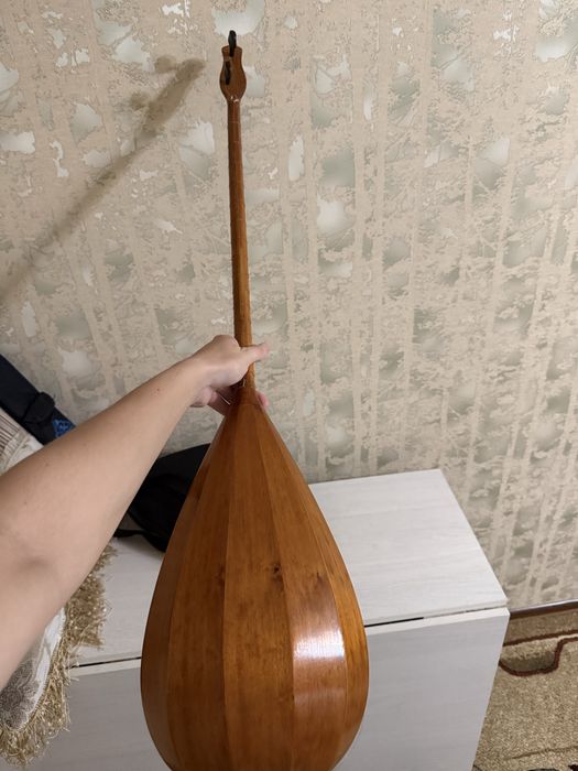 Домбыра жаксы әдемі