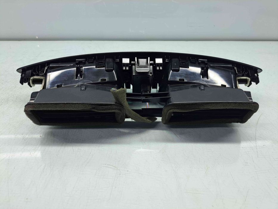 Grila aerisire centrala Renault Scenic 3 (J95) Facelift [Fabr 2009-20