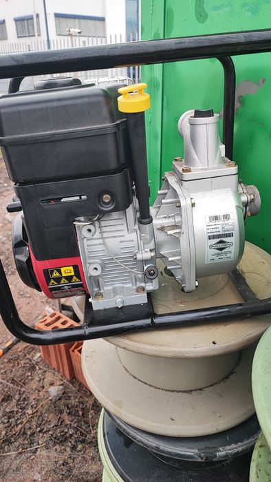 Помпа водна  бензинова Briggs & Stratton