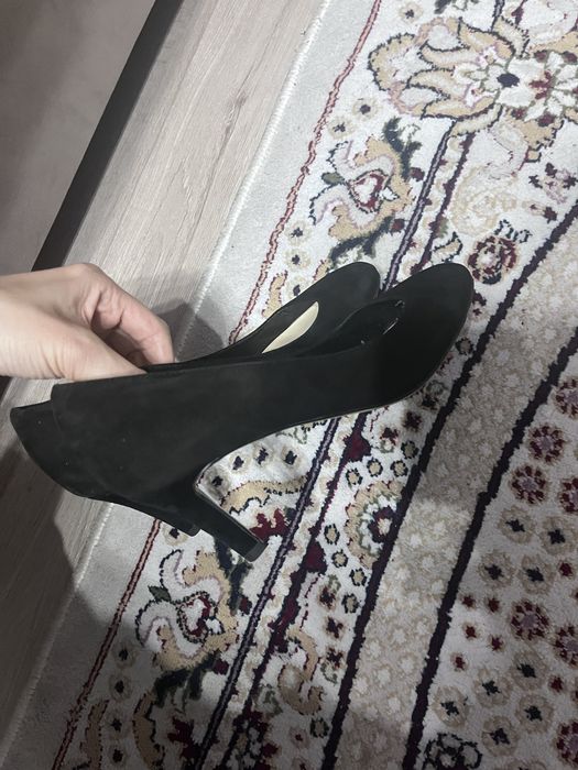 продам туфли замшевые