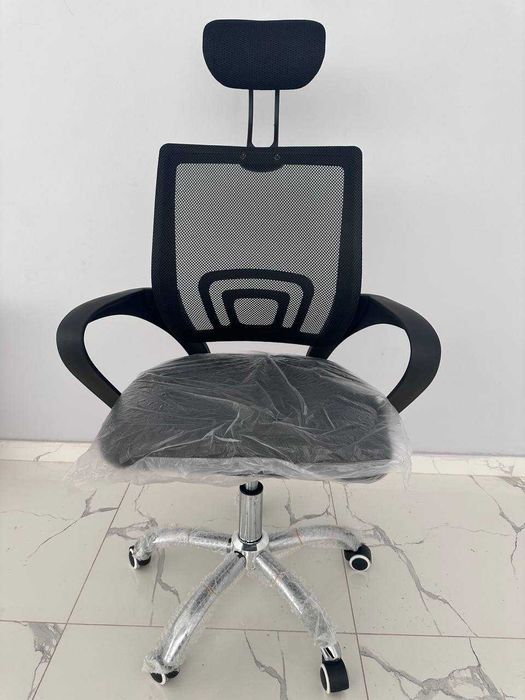 Офисное кресло Black