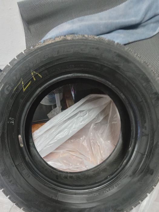 Продам резину все сезонку.