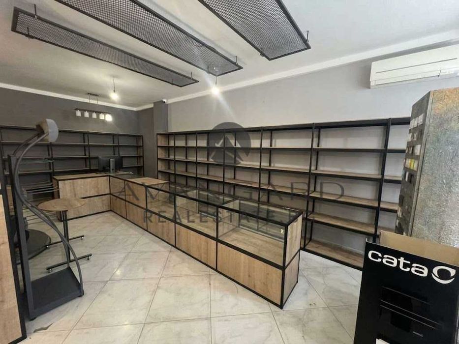 оф.25561 Партерен магазин/ Кючук Париж