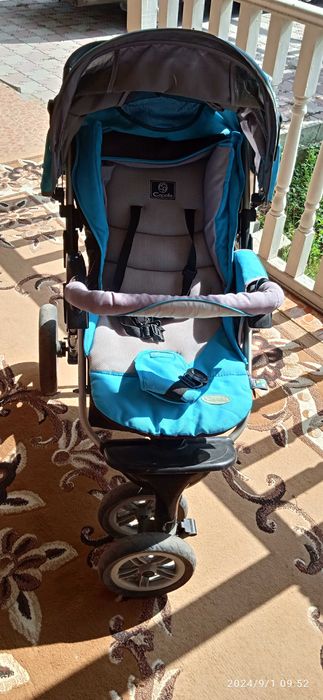 Продам Менеж и коляску