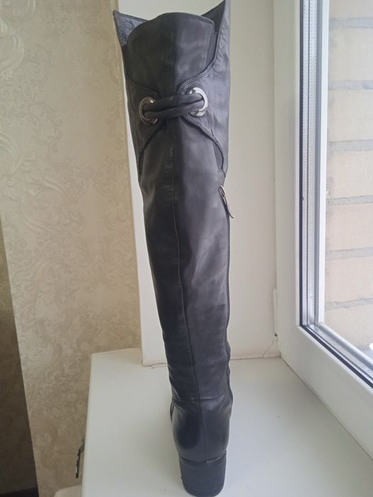 Ботфорты демисезонные.