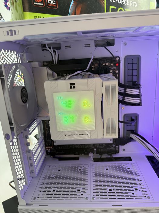 PC Gaming RGB RTX 5070 R7 9700x 32gb