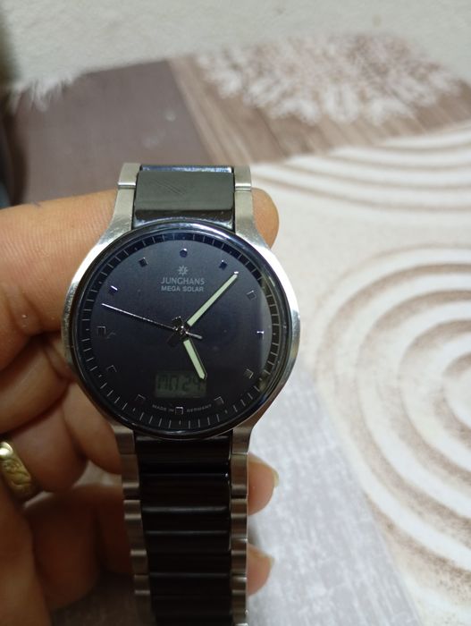 Ceas junghans mega solar
