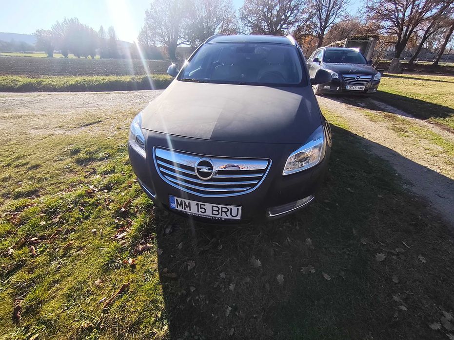 Opel Insigngnia Automat sport 160 cp
