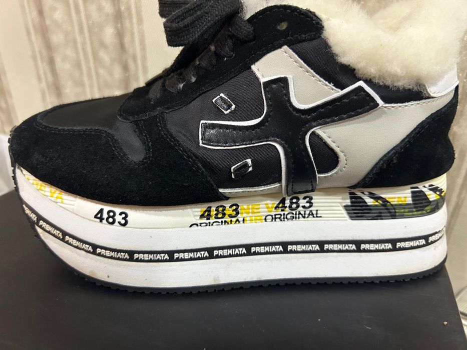 Продам кроссовки Premiata для девочки