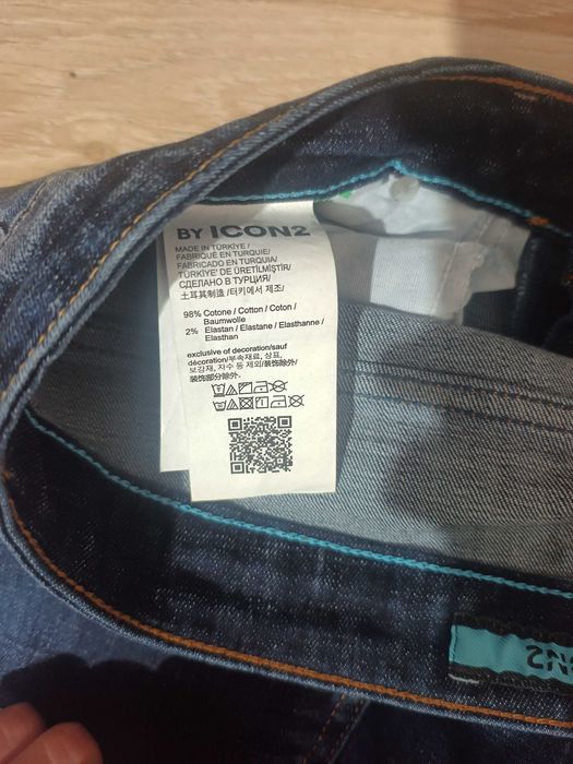 Blugi icons noi cu etichetă