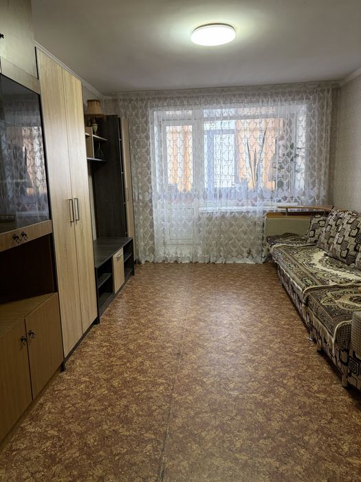 Продам 3х ком квартиру, 2/3 очень теплая, требуется ремонт