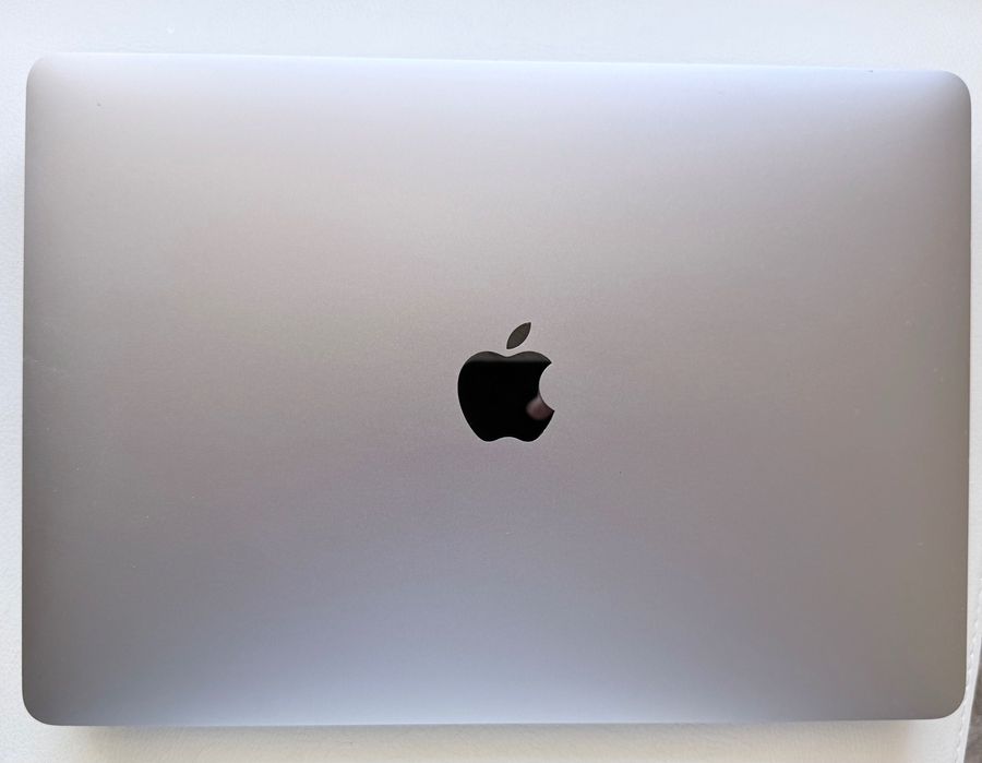 MacBook Pro 13.3" TouchBar, mid 2019