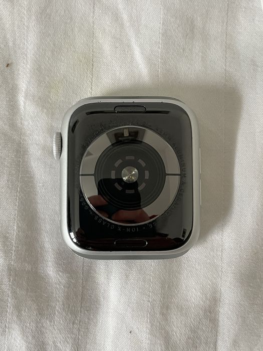 Apple watch 5 marime 44mm