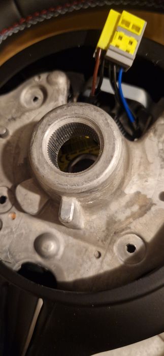 BMW М волан за БМВ Е90/Е91/Е92/Е93/Е70/Е71/Е72/Е53/Е89/Е84/Е81/Е87/Е82