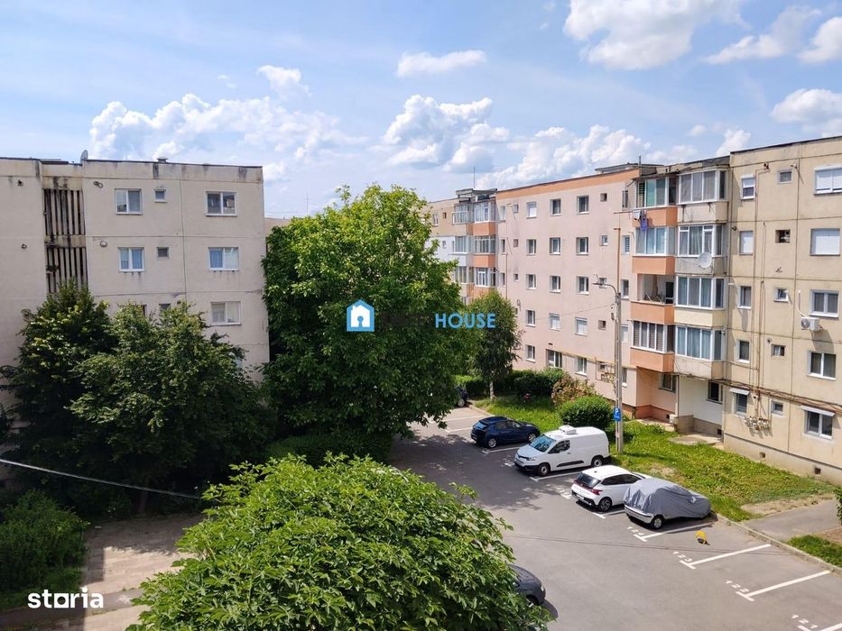 Apartament cu 4 Camere  Zona Ultracentrala  B-Dul Unirii