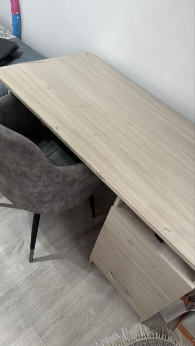 продам письменный стол