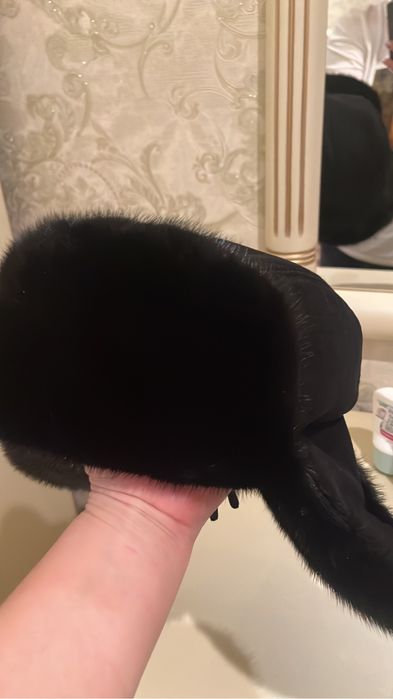 Норковая мужская шапка.