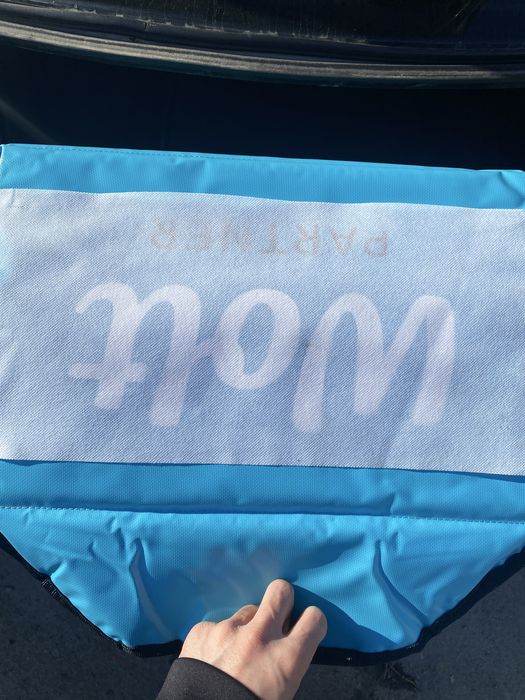 Продам термо сумку wolt